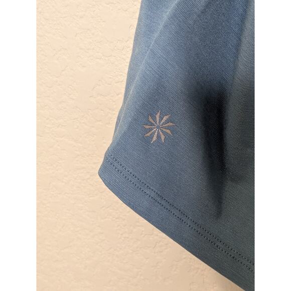 Athleta 3/4 Length Sleeve Scoop Neck Soft Blue Athleisure Top Womens Size Medium - Picture 6 of 8